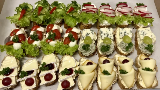 BOX VEGGIE & SÝRY 32 ks